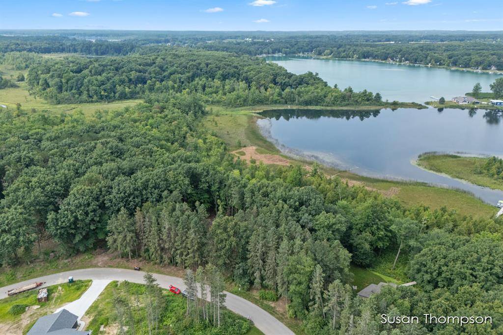 Spencer Twp, MI 49326,17163 Spruce Cove Trail