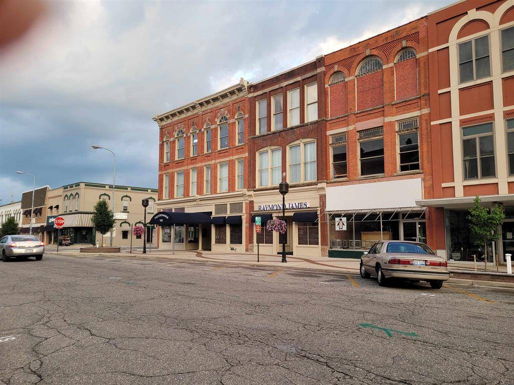 Owosso, MI 48867,116 W Exchange Street
