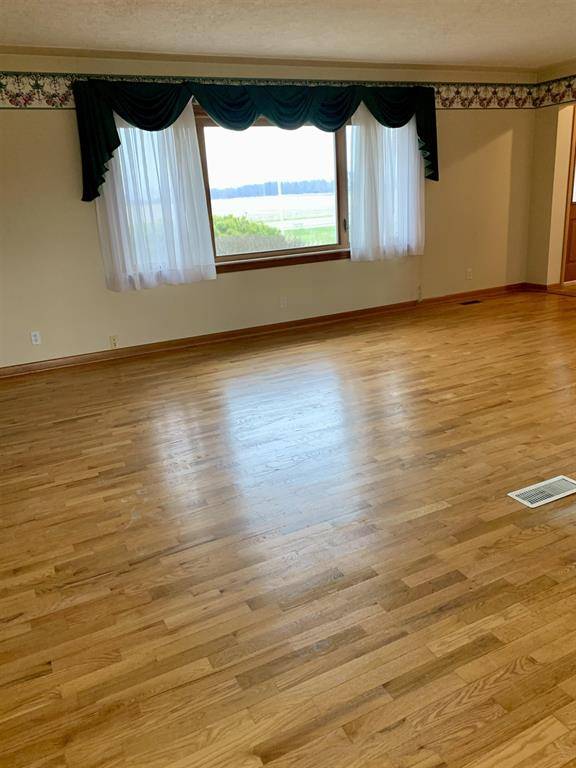 St. Johns, MI 48879,3156 E M-21 Road