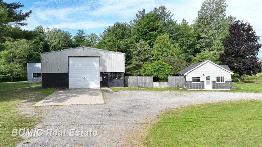Birch Run Twp, MI 48415,9010 Dixie Highway