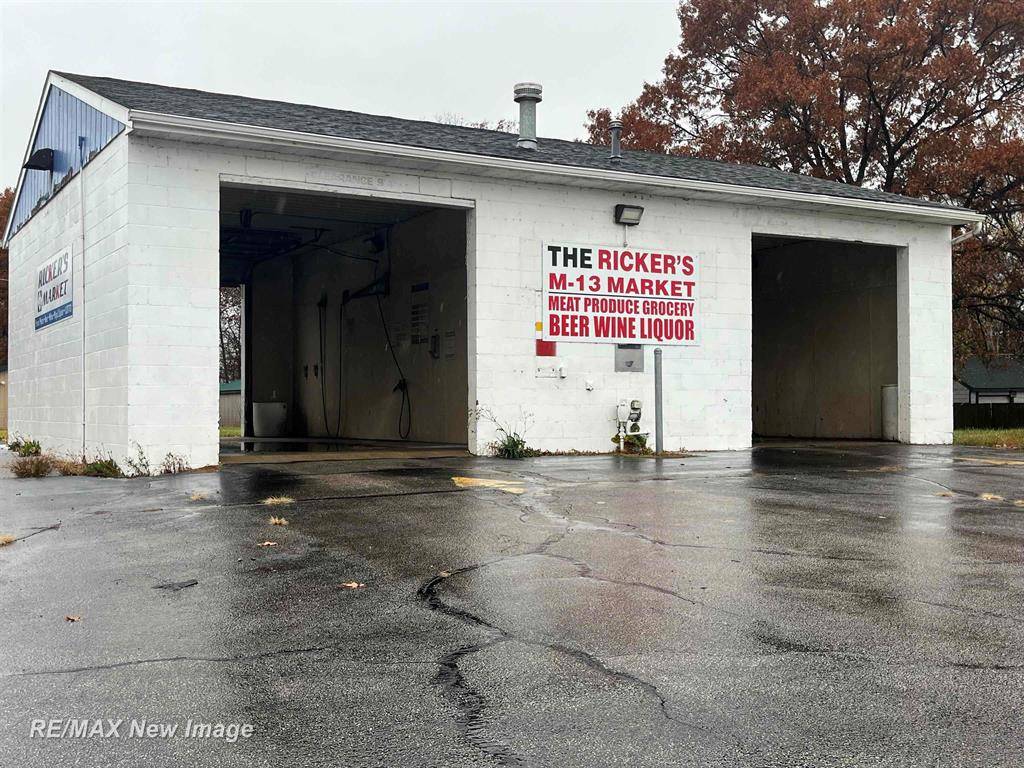 Fraser Twp, MI 48634,503 N Huron Road
