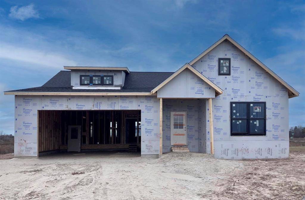 Tittabawassee Twp, MI 48623,8675 Foxtail Trail