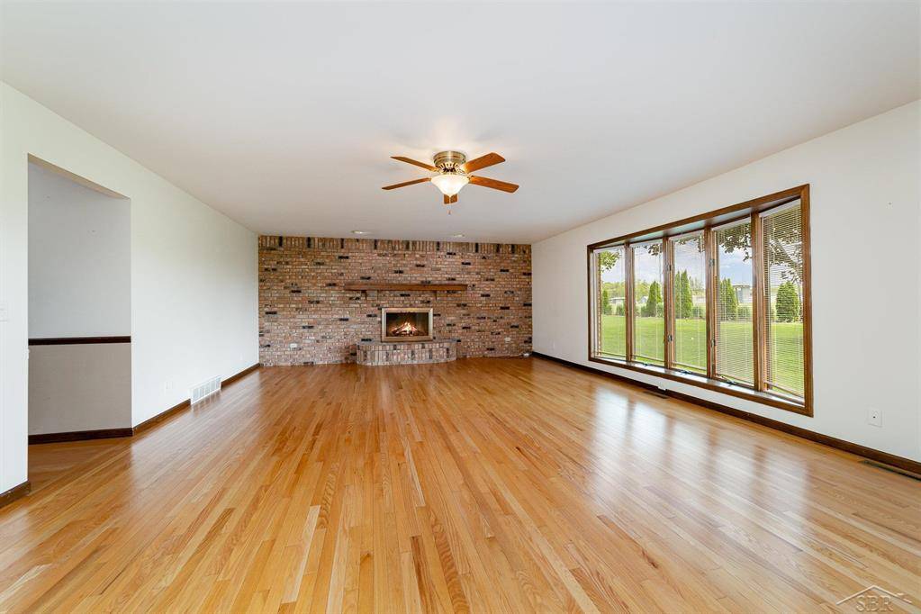 Saginaw Twp, MI 48603,692 E Pilgrim Drive