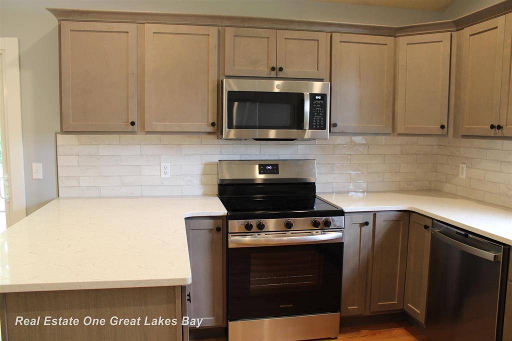 Tittabawassee Twp, MI 48623,8311 Goldfinch Road