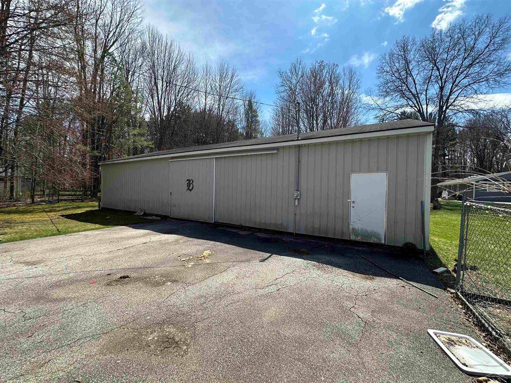 Thomas Twp, MI 48609,12645 Gratiot Road