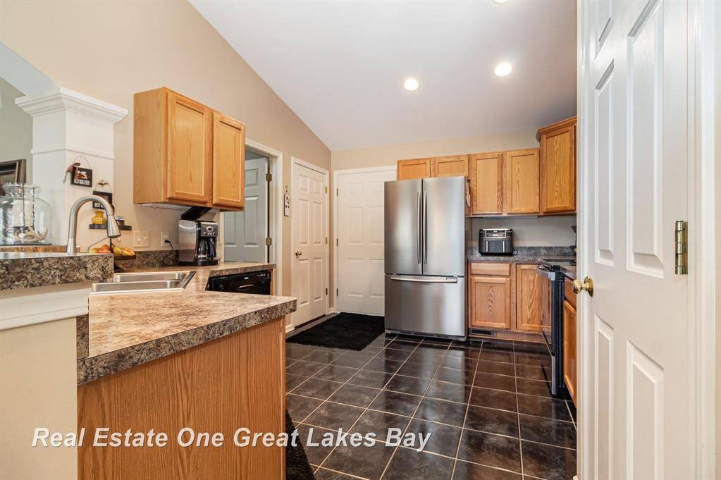 Milan Twp, MI 48160,814 Barn Swallow Lane