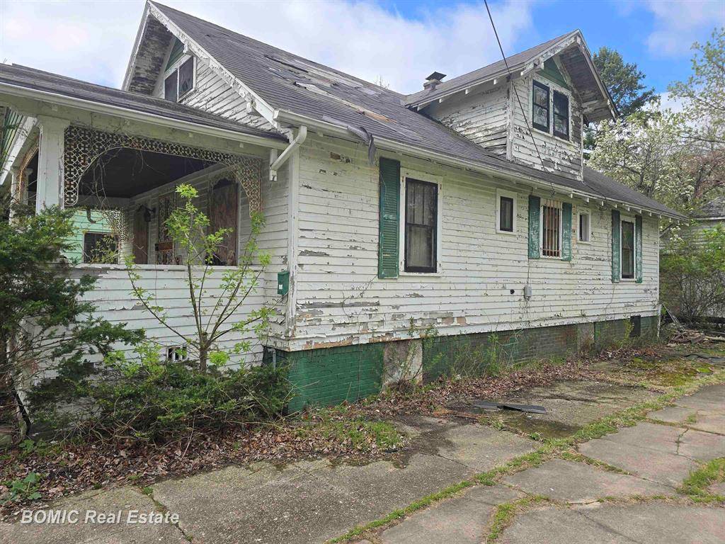 Saginaw, MI 48601,213 S 12th Street