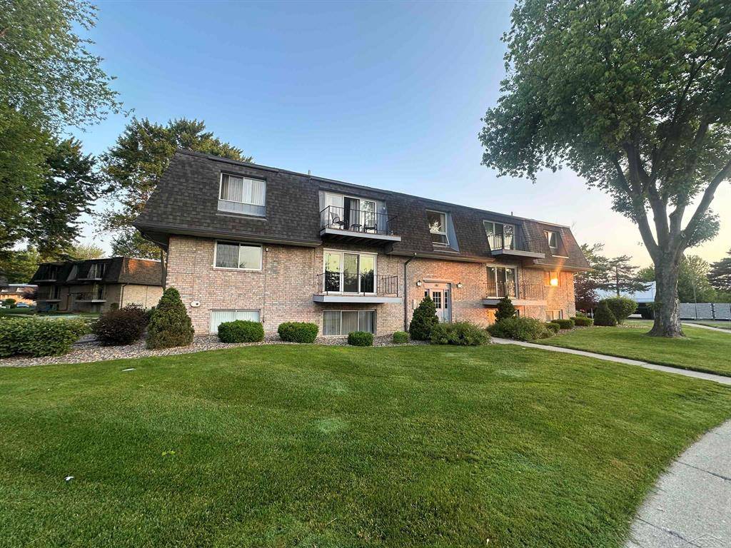 Saginaw Twp, MI 48638,101 Provincial Court 48
