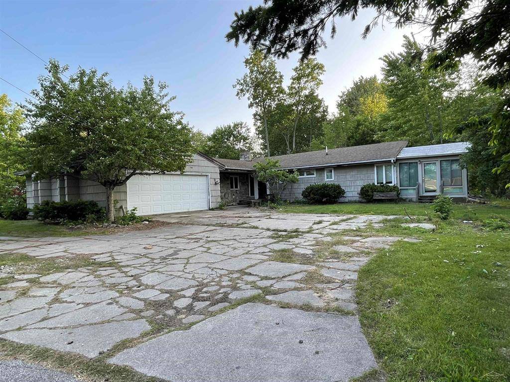 Tittabawassee Twp, MI 48623,7049 Midland Road