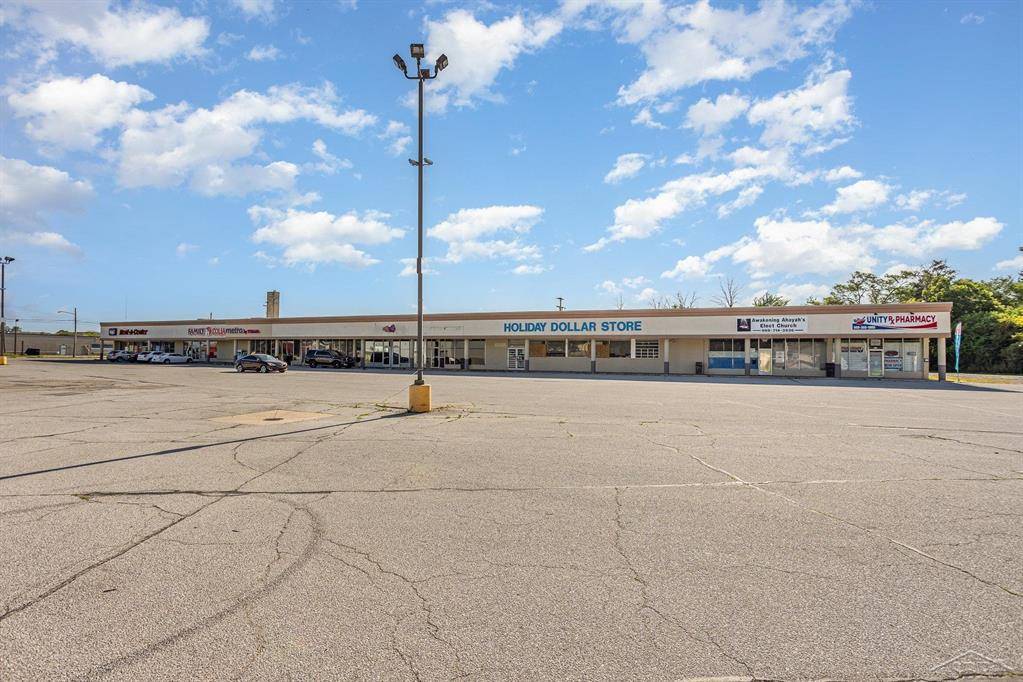 Saginaw, MI 48601,3405 E Genesee Street