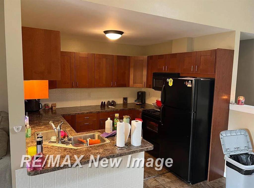 Midland, MI 48640,4103/4107 STONEGATE Drive