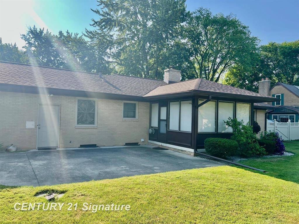 Saginaw Twp, MI 48638,1751 Lathrup Avenue
