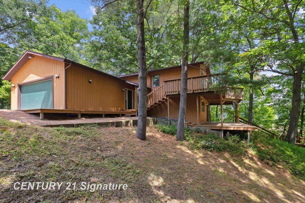 Edenville Twp, MI 48657,5092 N Lake Sanford Road