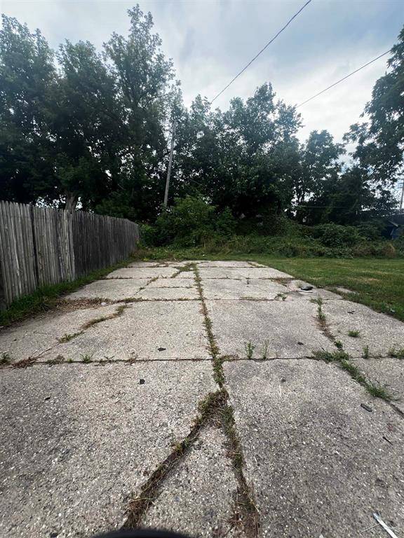 Saginaw, MI 48602,1114/1116 S Hamilton Street