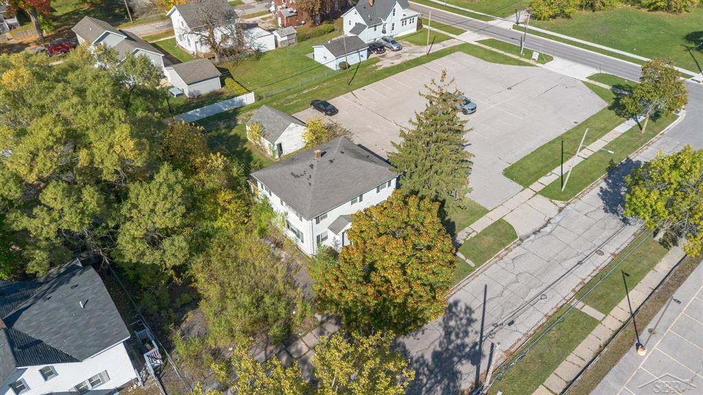 Saginaw, MI 48602,913 N Fayette Street
