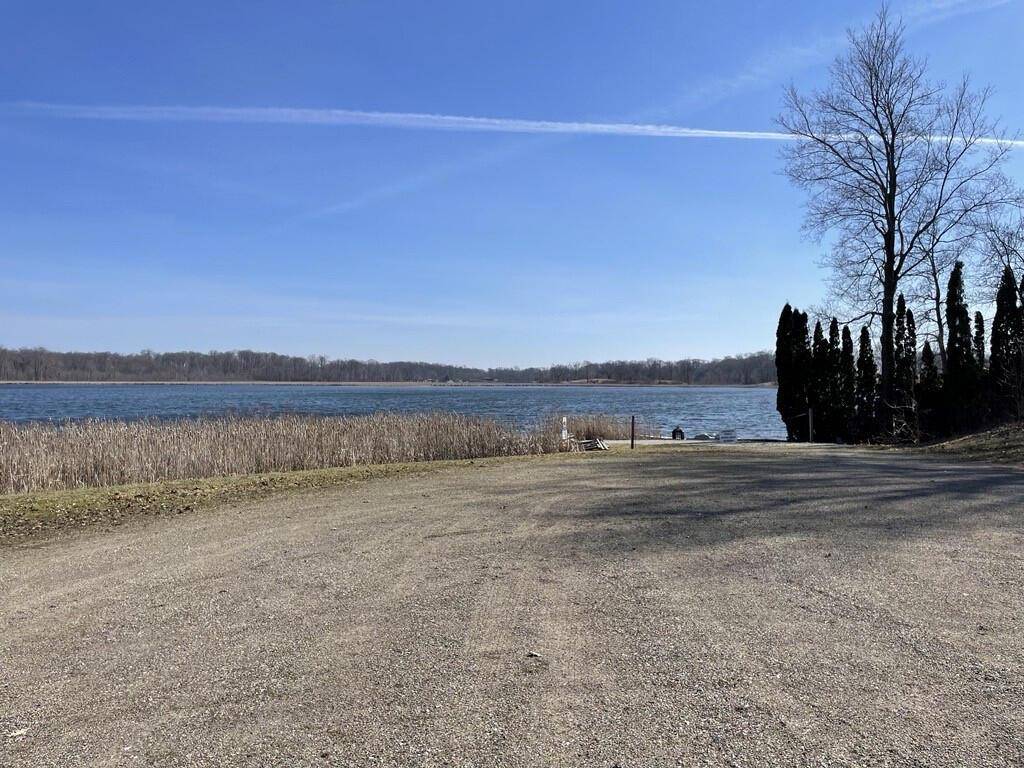 Berrien Twp, MI 49102,8809 Beechwood Court 4