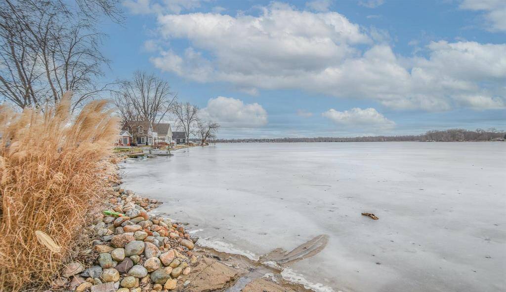 Ovid Twp, MI 49036,419 Sunny Shores Drive