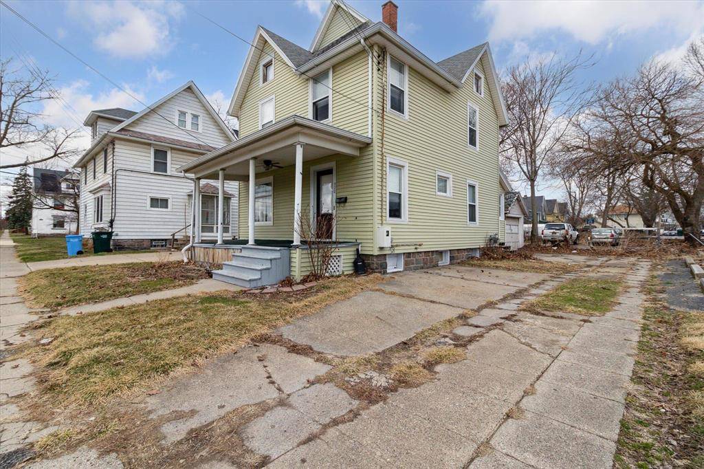 Lansing, MI 48933,320 W Genesee Street