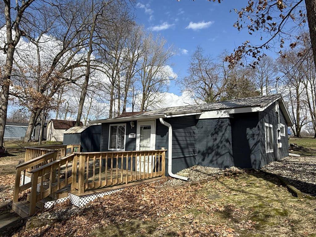 Kinderhook Twp, MI 49036,755 Bright Water Drive