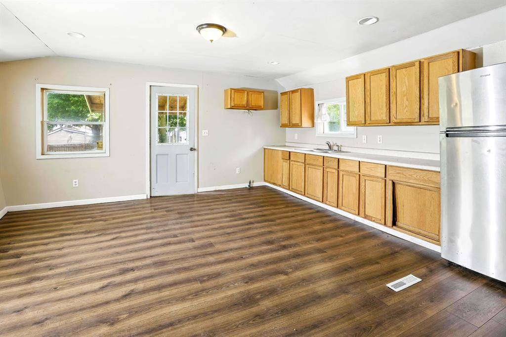 Burr Oak Vlg, MI 49030,130 N 4th Street