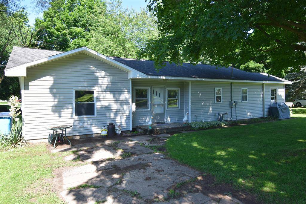 Colon Vlg, MI 49040,325 Dallas Street