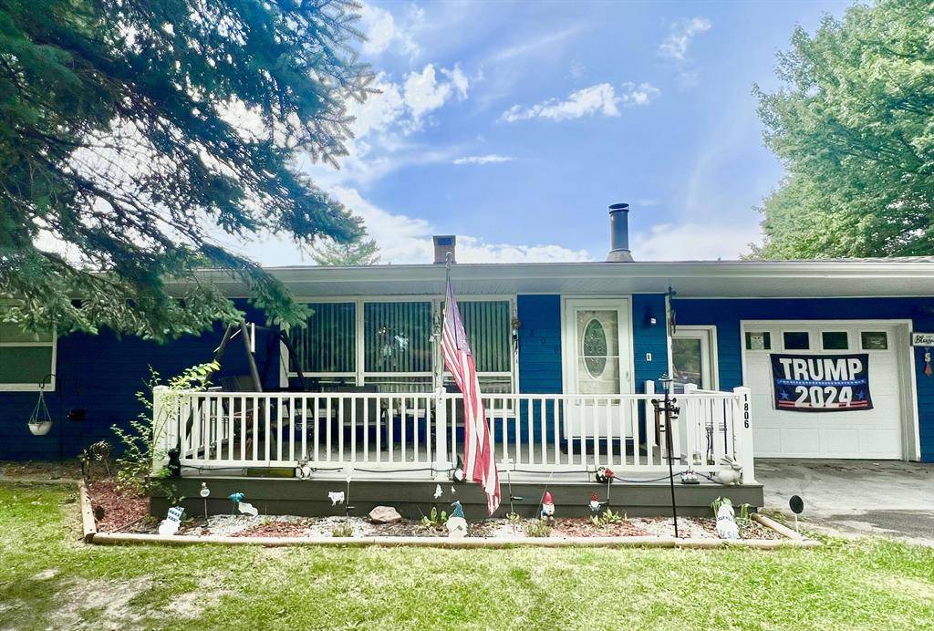 Hillsdale, MI 49242,1806 Barr Street