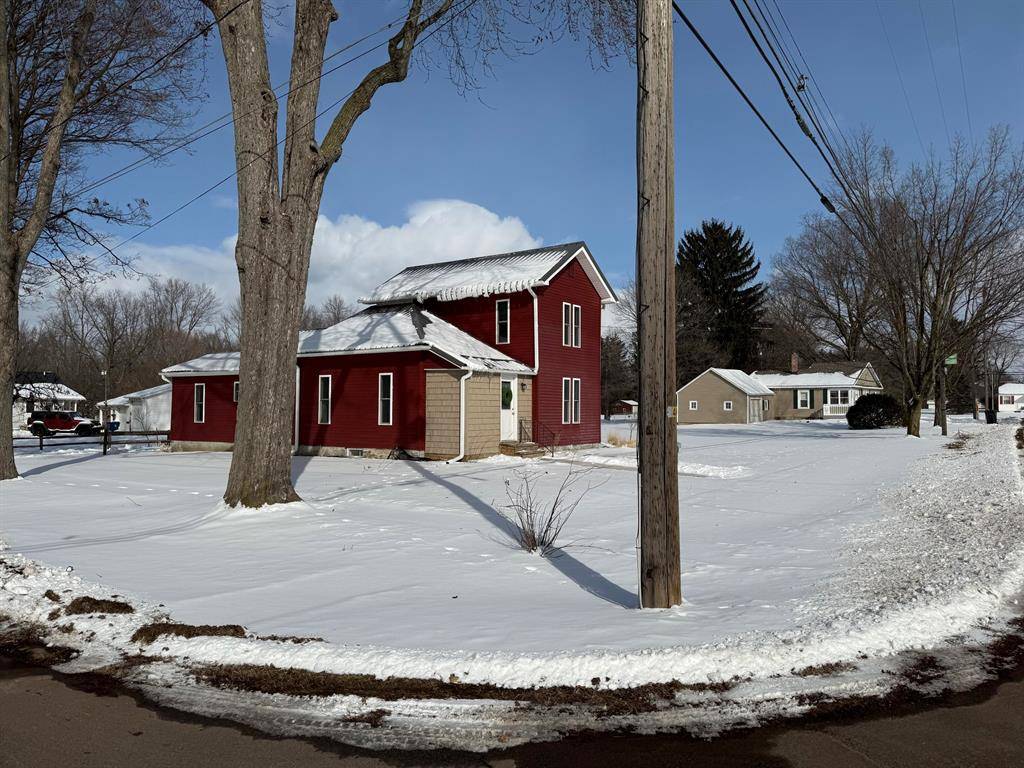 Athens Vlg, MI 49011,203 E Mill Street