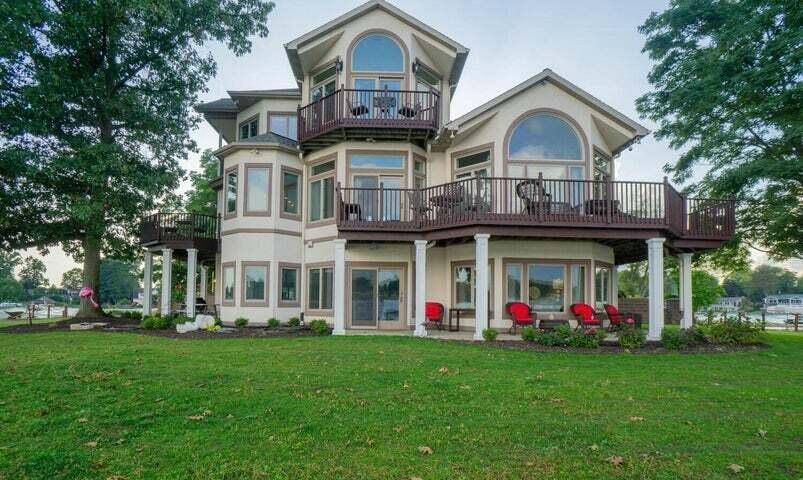 Battle Creek, MI 49015,265 Lakeshore Dr Island