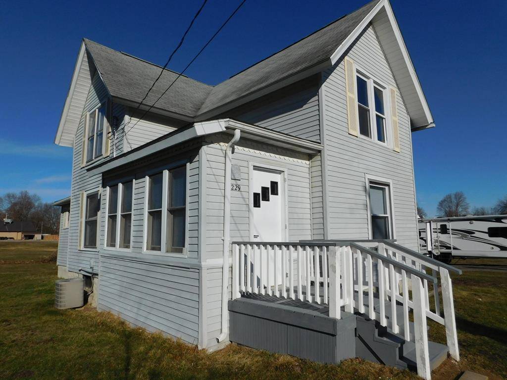 Springport Vlg, MI 49284,229 Pearl Street