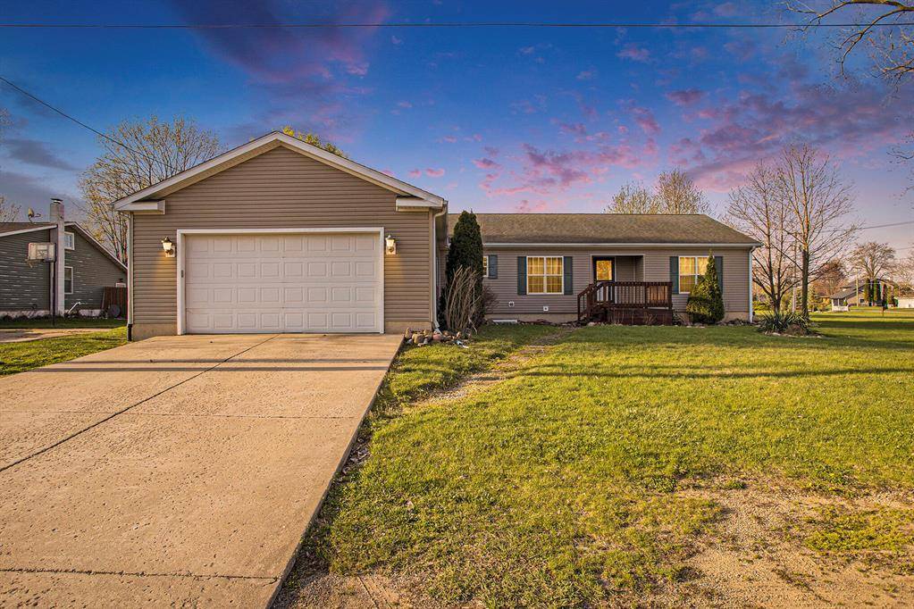 Fredonia Twp, MI 49068,17026 H Drive S