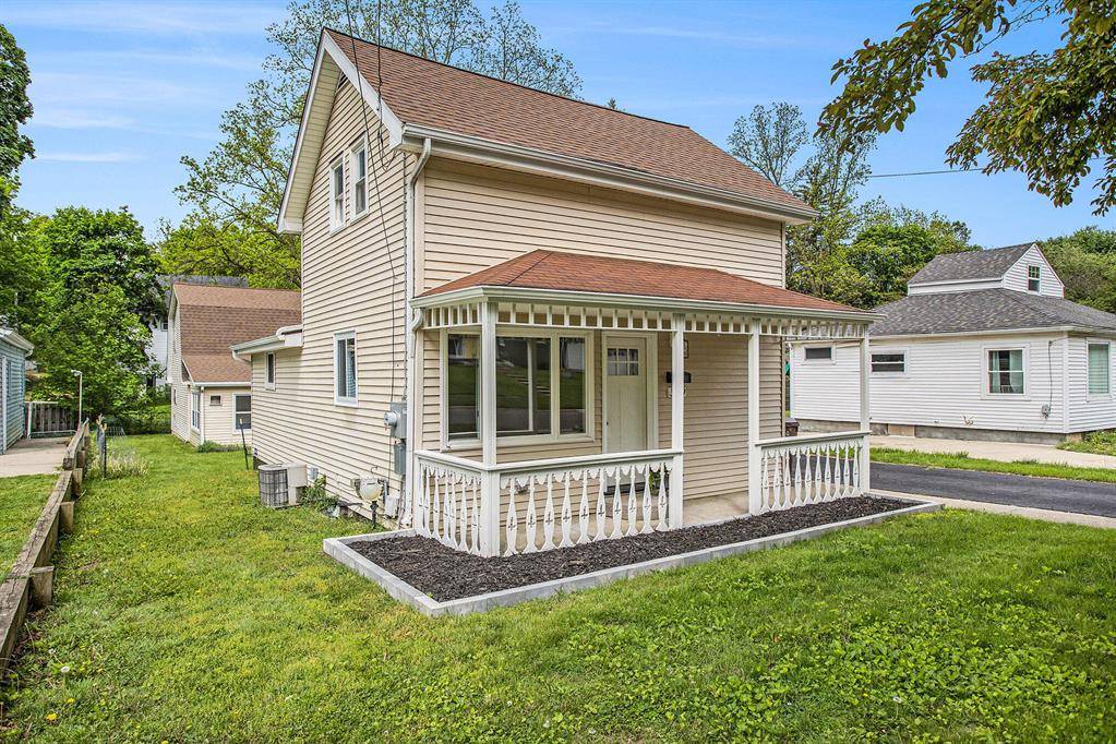 Marshall, MI 49068,329 N Liberty Street