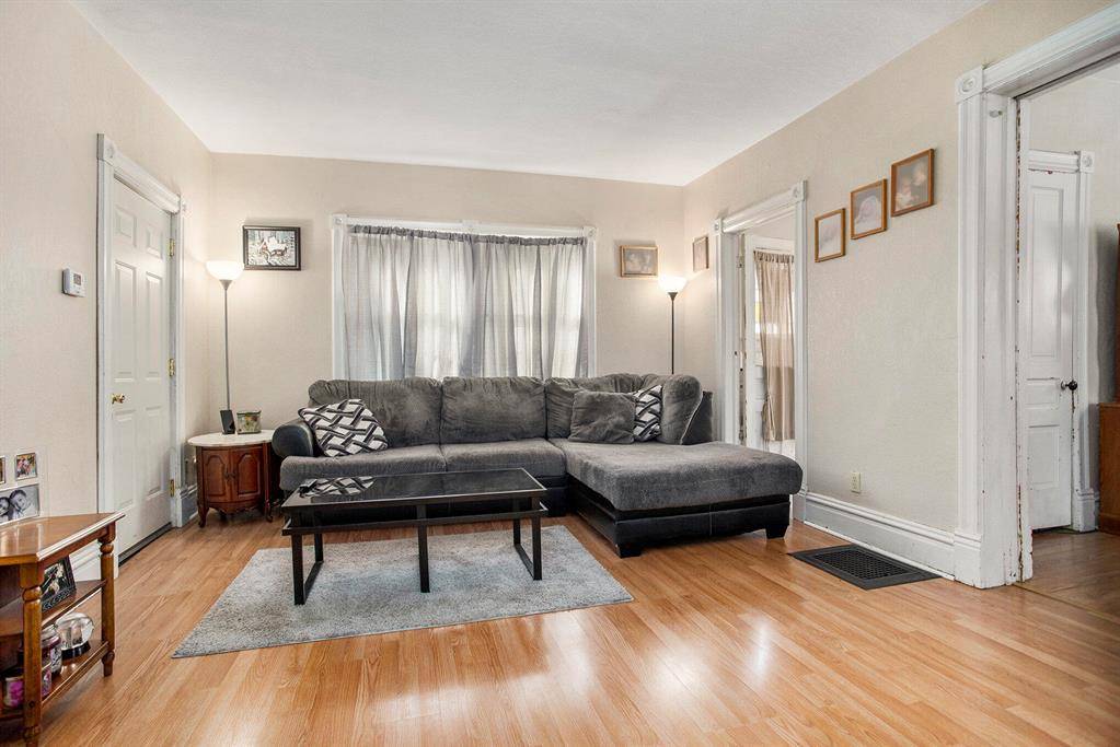 Albion, MI 49224,410 Bidwell Street