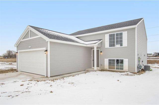 Middleville, MI 49333,943 View Pointe Drive