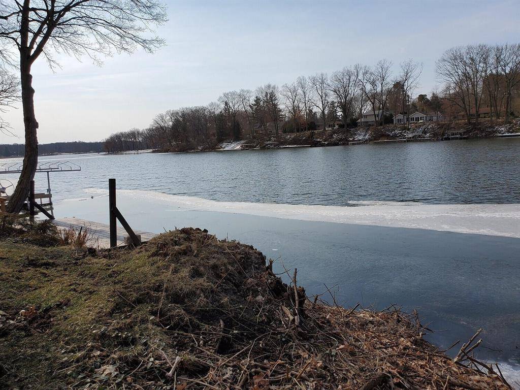 Cascade Twp, MI 49546,7174 Cascade Road SE