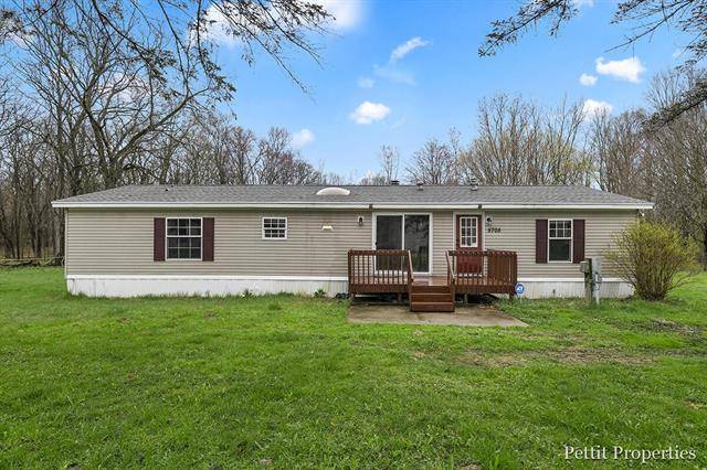 Lyons Vlg-ionia Twp, MI 48851,5705 E Riverside Drive
