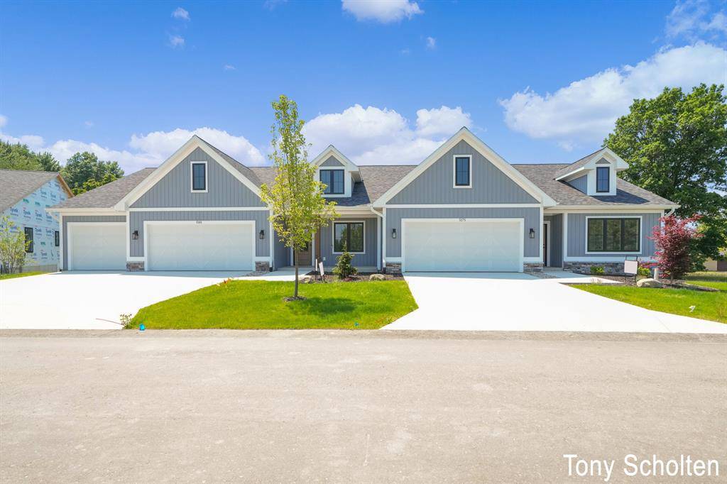 Hudsonville, MI 49426,5181 Blendon Meadow Circle Building: 18 34