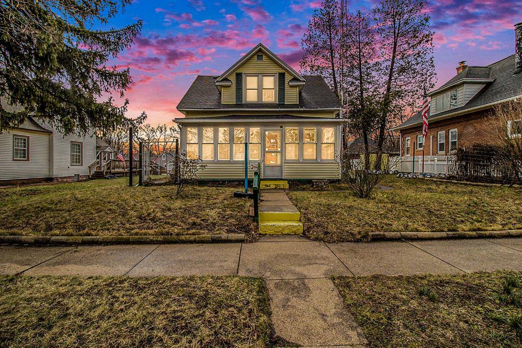 Ludington, MI 49431,806 E Loomis Street