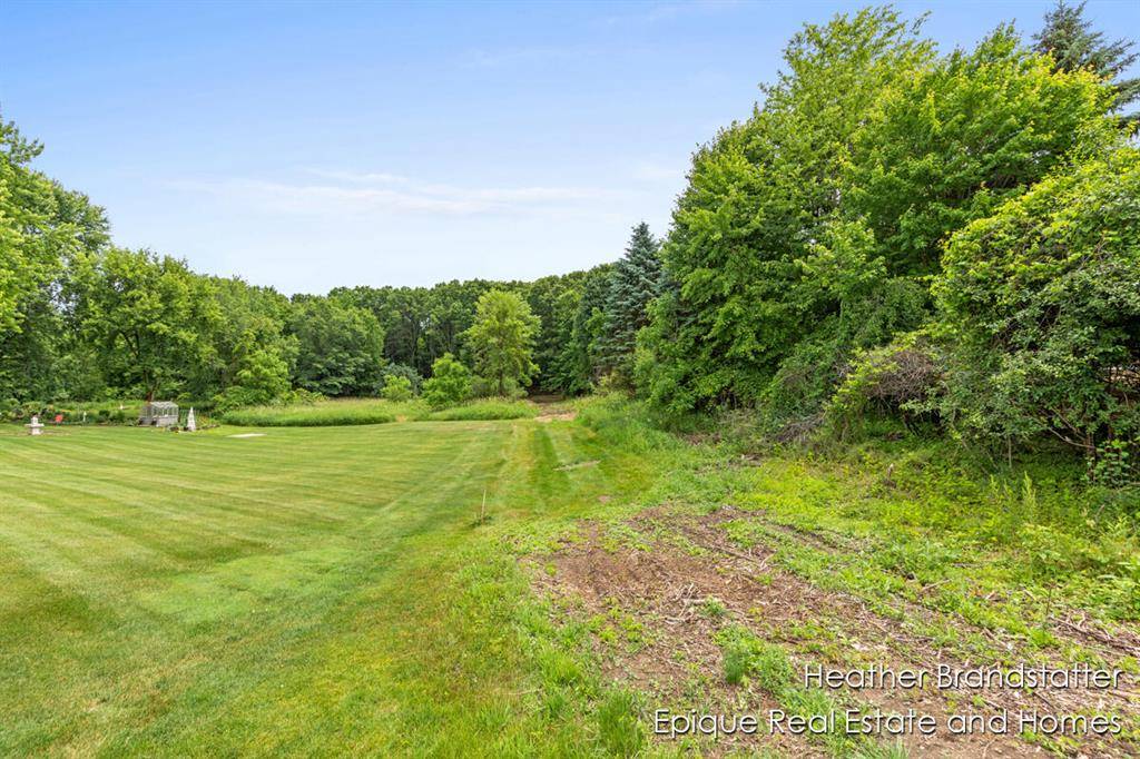 Kentwood, MI 49546,4323 Woodside Oaks Drive SE