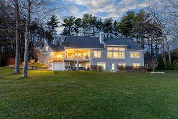 Spring Lake Twp, MI 49456,15432 Leonard Road