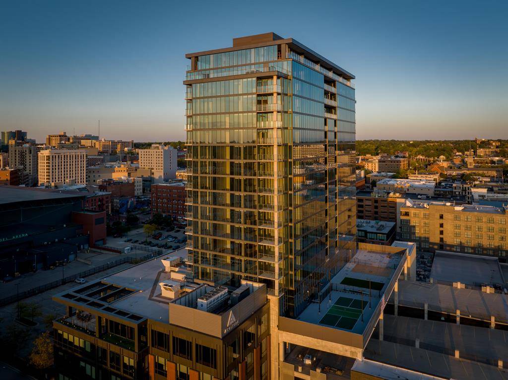 Grand Rapids, MI 49503,144 Oakes Street SW 2004