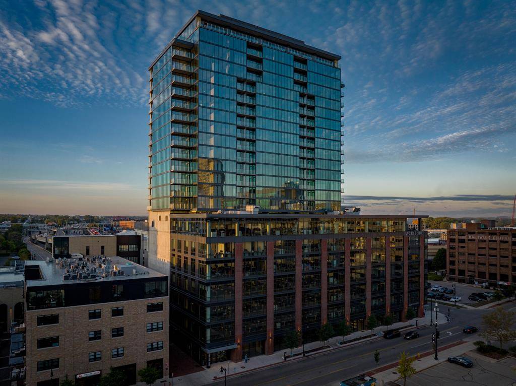 Grand Rapids, MI 49503,144 Oakes Street SW 809