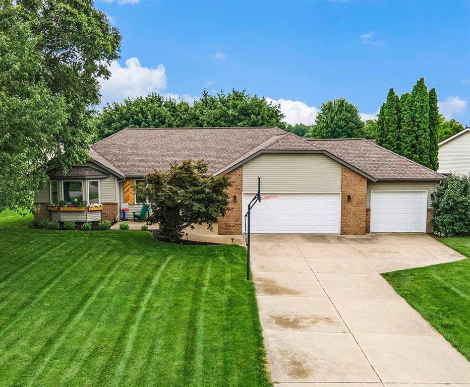 Zeeland, MI 49464,10250 Strawberry Lane