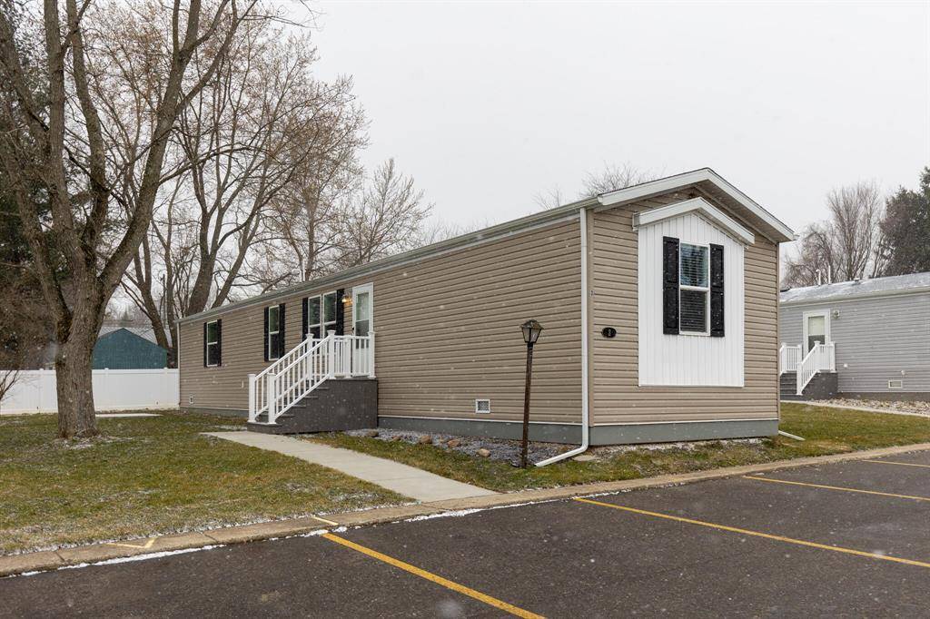Leslie, MI 49251,714 Mill Street 3