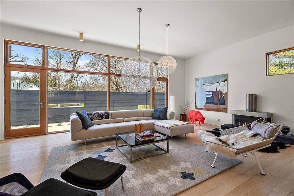 East Grand Rapids, MI 49506,500 Belvedere Drive SE