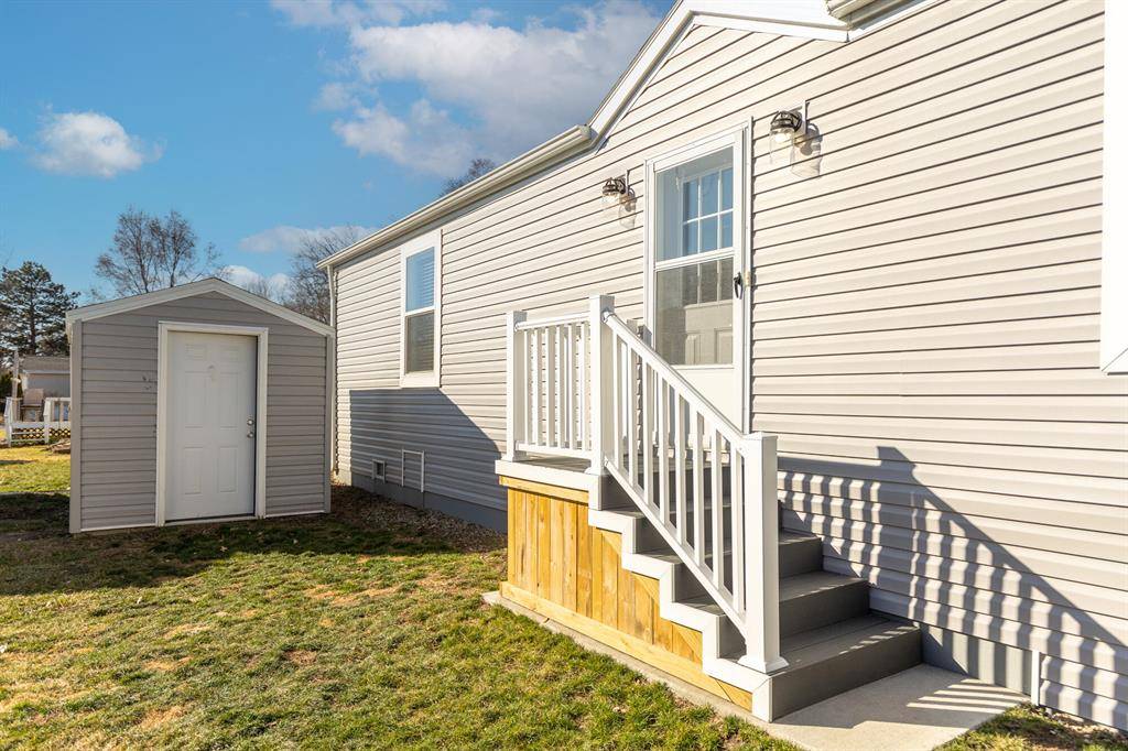 Williamston, MI 48895,875 W Grand River 46