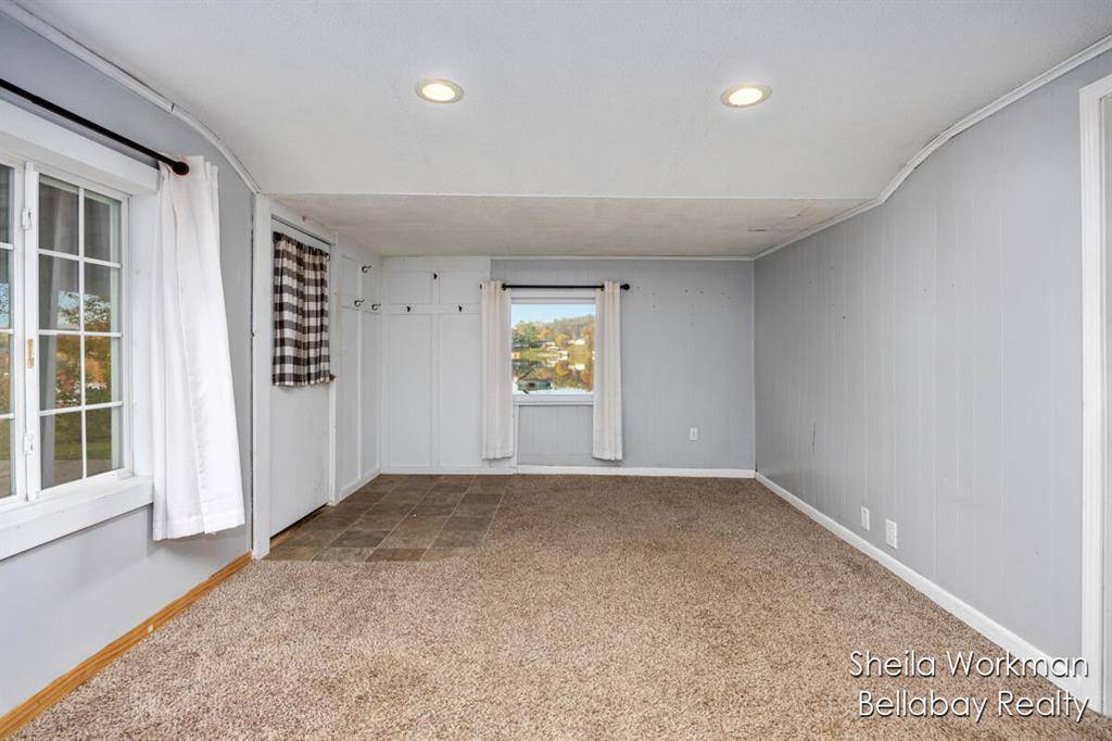 Carlton Twp, MI 49058,2108 Leach Lake Lane