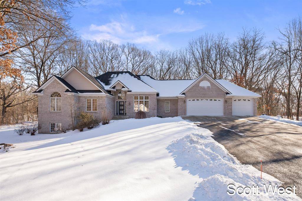 Lowell Twp, MI 49331,1966 Woodrun Drive SE