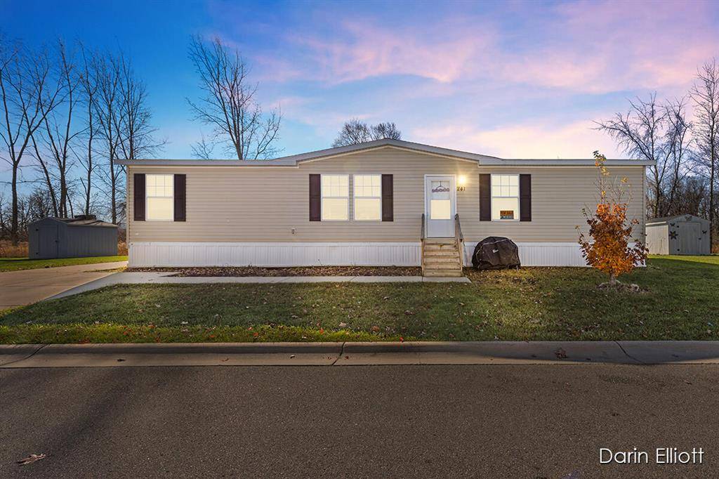 Portland Twp, MI 48875,7204 E Grand River Avenue 241