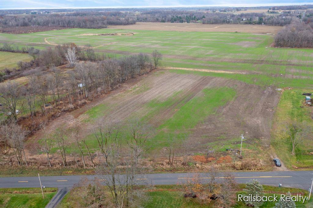 Alpine Twp, MI 49544,4404 Peach Ridge Avenue NW