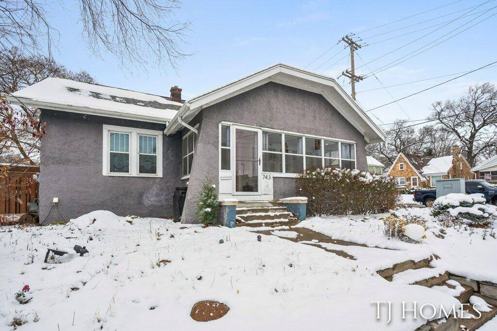 Grand Rapids, MI 49503,743 Fuller Avenue NE